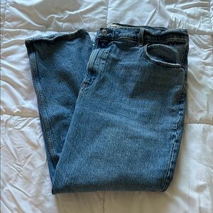 Abercrombie & Fitch The ‘90s Straight Ultra High Rise Blue Jeans Size 34/18